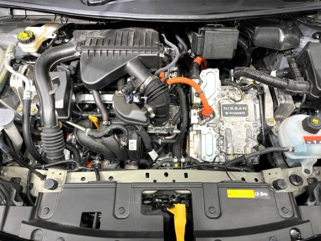 Nissan AURA 2022-03 189572-18