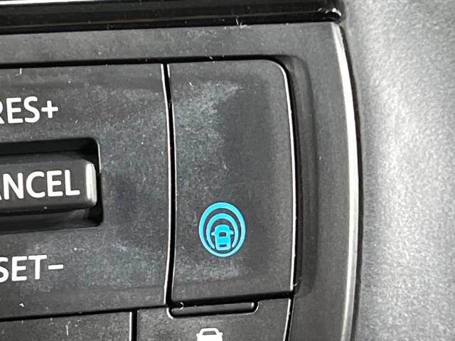 Nissan AURA 2022-03 189572-7
