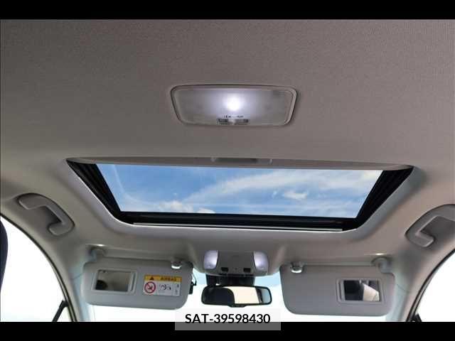 Toyota PRIUS 2022-09 332620-18