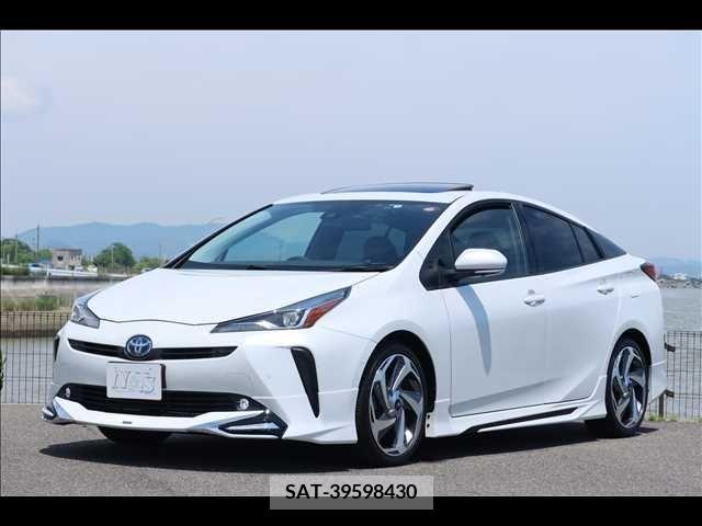 Toyota PRIUS 2022-09 332620-0