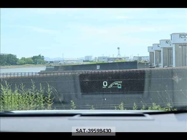 Toyota PRIUS 2022-09 332620-16