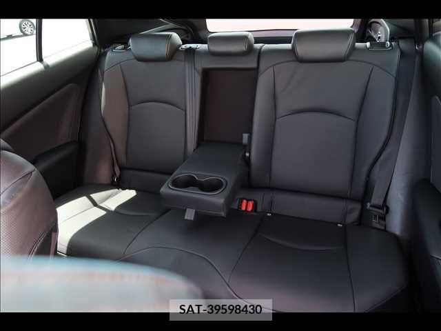 Toyota PRIUS 2022-09 332620-29