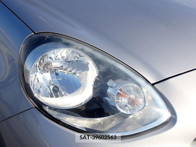 Nissan MARCH 2019-06 380973-8