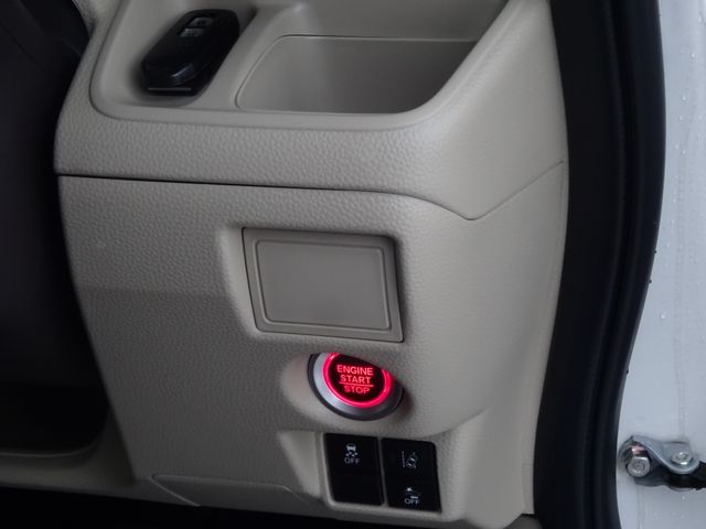 Honda N BOX 2018-10 4744-3