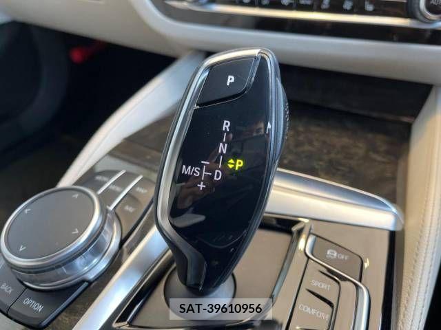 Bmw 5 SERIES 2017-05 234713-11