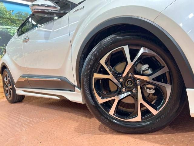 Toyota C-HR 2017-01 26517-13