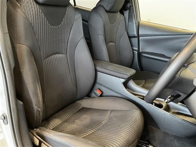 Toyota PRIUS 2018-08 19049-22