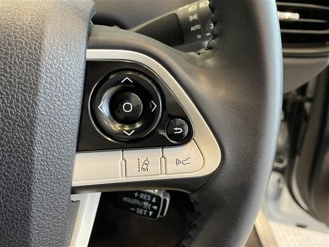 Toyota PRIUS 2018-08 19049-5