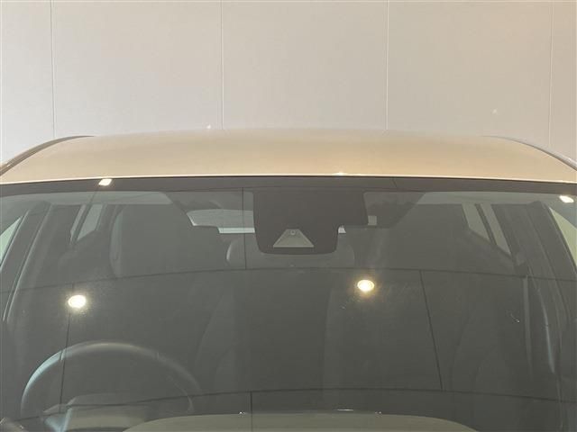 Toyota PRIUS 2018-08 19049-3
