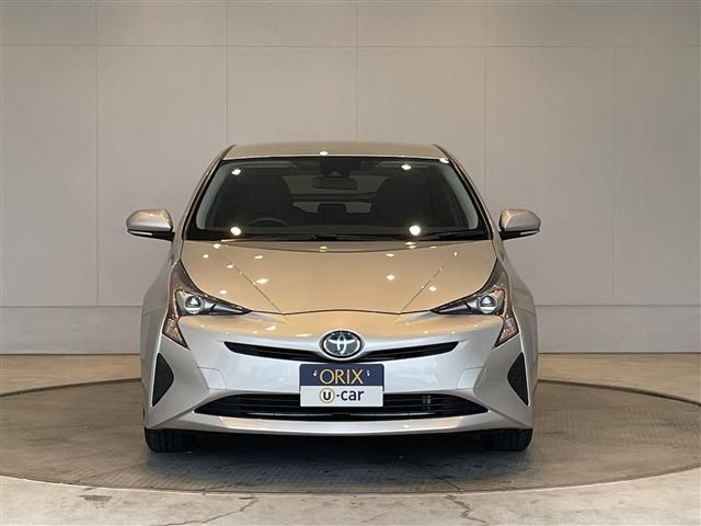 Toyota PRIUS 2018-08 19049-8
