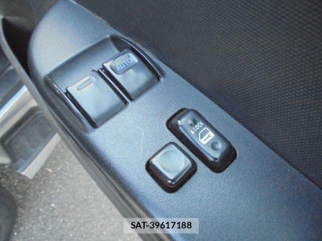Toyota HIACE VAN 2014-07 456189-11