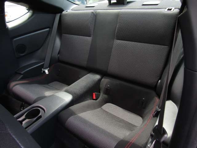 Subaru BRZ 2019-04 10086-15