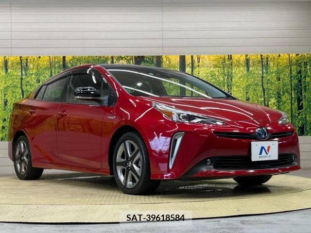 Toyota PRIUS 2019-07 322432-14