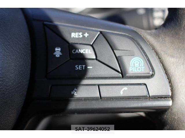 Nissan LEAF 2018-09 223161-3
