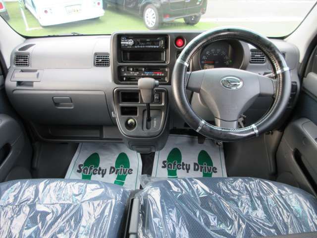 Daihatsu HIJET CARGO 2015-03 13937-2