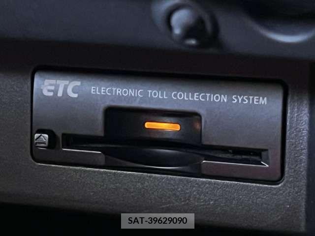 Nissan FUGA 2012-03 324774-19