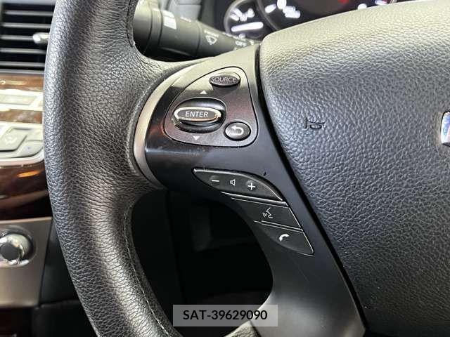Nissan FUGA 2012-03 324774-17
