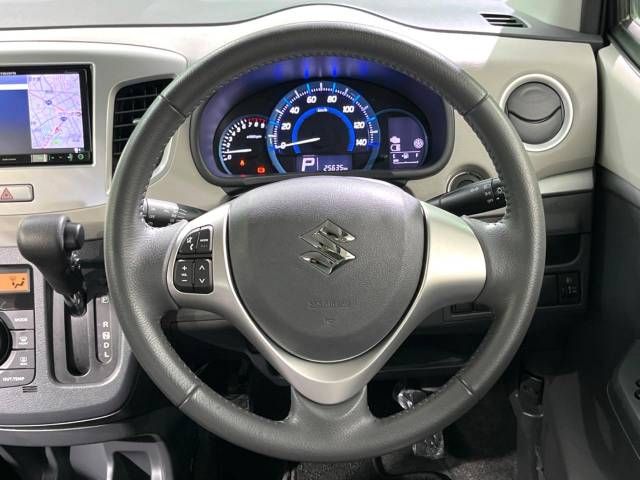 Suzuki WAGON R 2015-09 13648-11