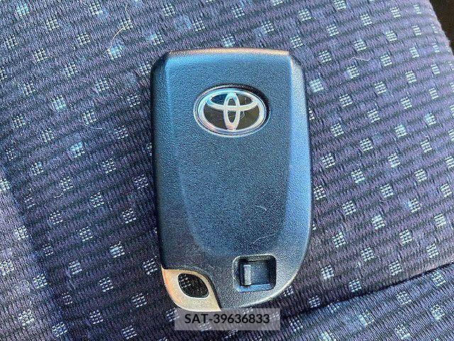 Toyota SPADE 2014-06 232466-20