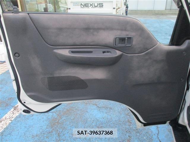Mazda BONGO TRUCK 2012-05 206632-23