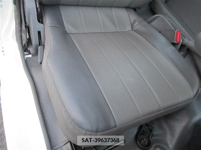 Mazda BONGO TRUCK 2012-05 206632-15