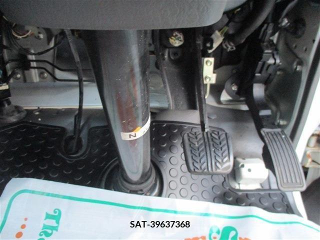 Mazda BONGO TRUCK 2012-05 206632-12