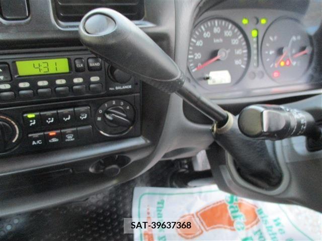 Mazda BONGO TRUCK 2012-05 206632-11