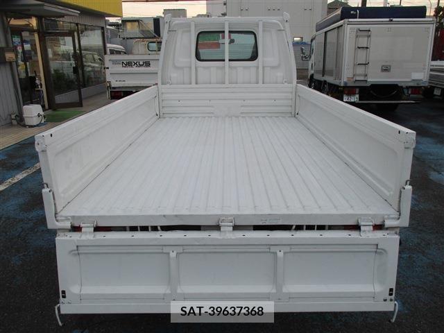 Mazda BONGO TRUCK 2012-05 206632-5