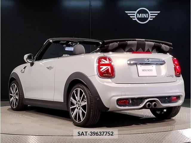 Bmw MINI 2021-03 213258-6