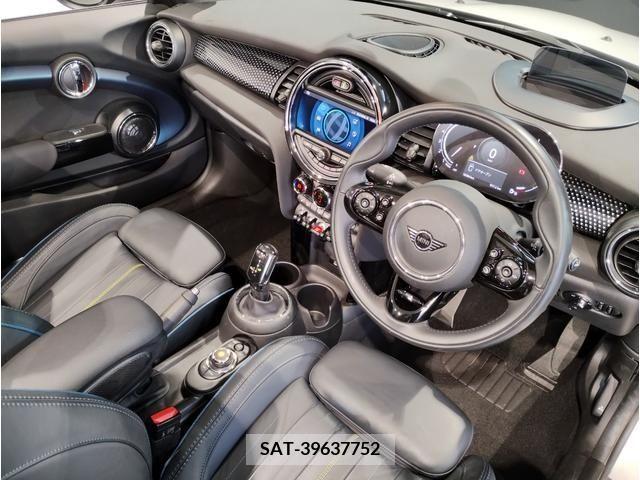 Bmw MINI 2021-03 213258-13