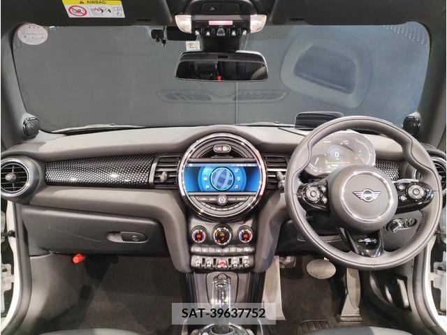 Bmw MINI 2021-03 213258-1