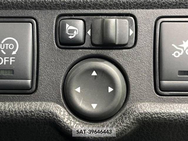 Nissan NOTE 2016-08 280062-8