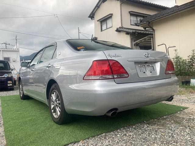 Toyota CROWN SEDAN 2005-02 3456-12
