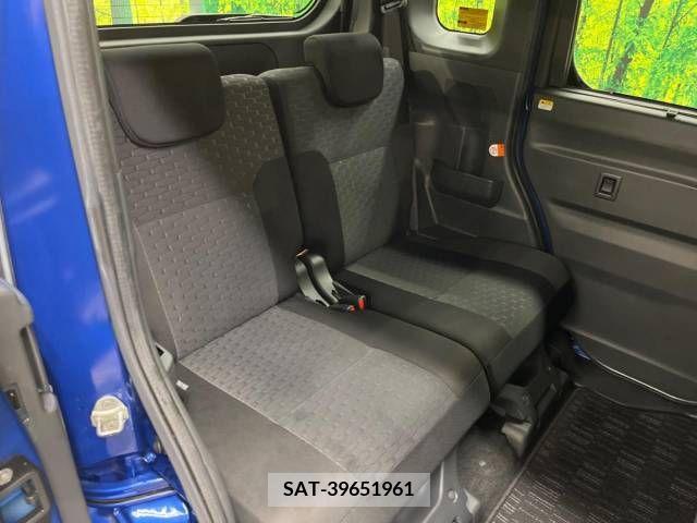 Daihatsu WAKE 2016-01 379864-8