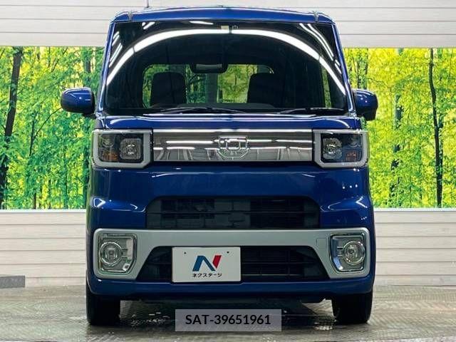 Daihatsu WAKE 2016-01 379864-14
