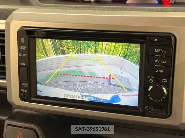 Daihatsu WAKE 2016-01 379864-3