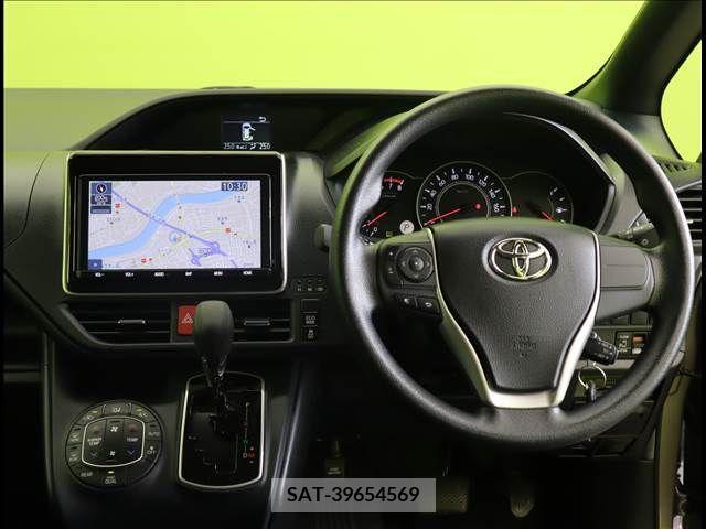 Toyota NOAH 2018-11 203393-16
