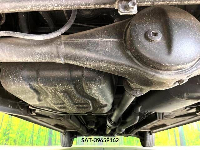 Suzuki SPACIA 2017-02 312219-19