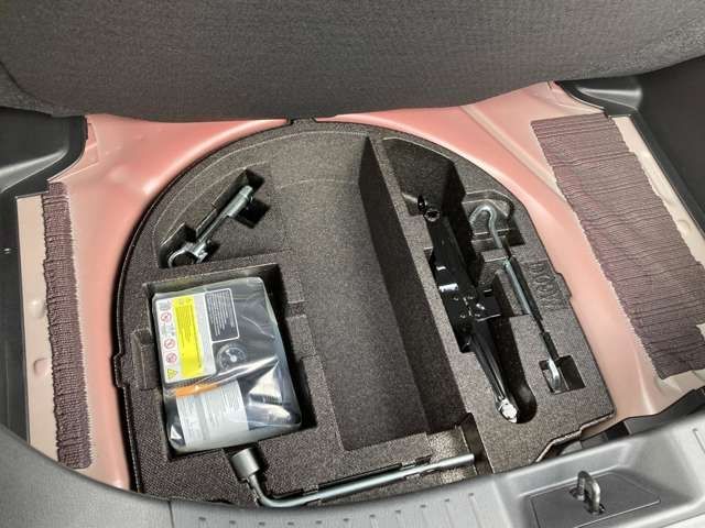 Mazda DEMIO 2017-01 181719-26