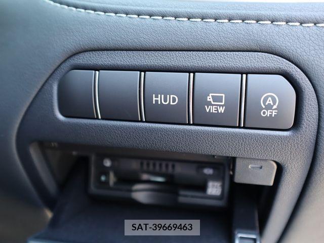 Lexus LS 2021-04 235917-20