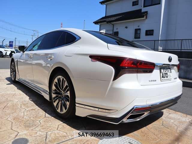 Lexus LS 2021-04 235917-4