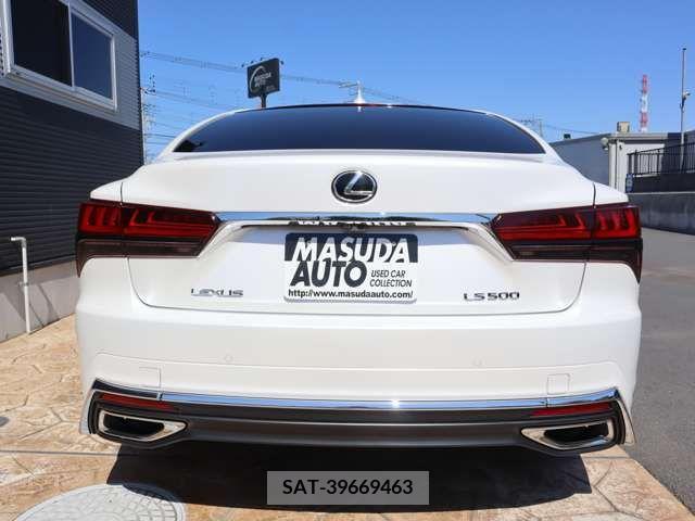 Lexus LS 2021-04 235917-5