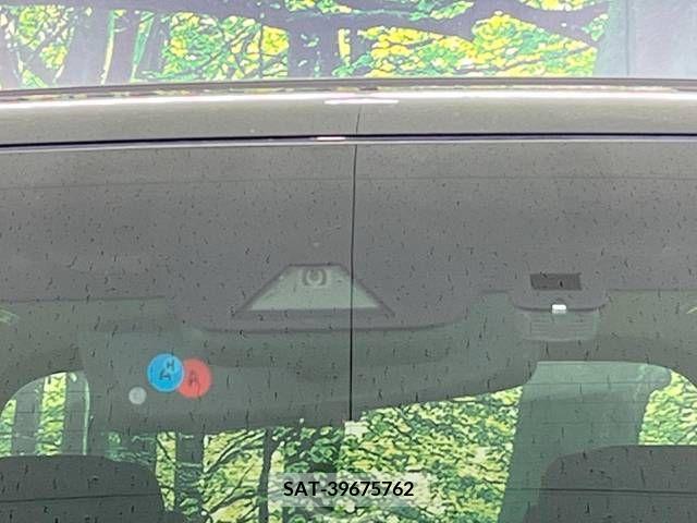 Toyota ALPHARD 2022-11 382358-2