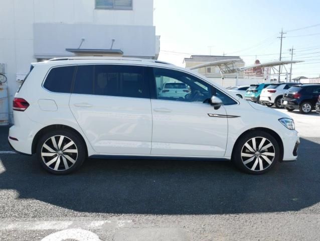 VolksWagen GOLF TOURAN 2019-09 14017-5