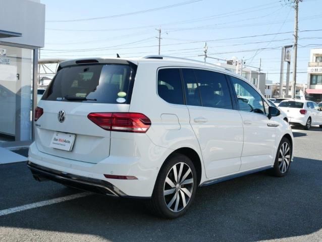 VolksWagen GOLF TOURAN 2019-09 14017-6