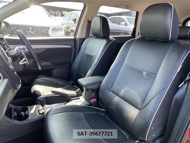 Mitsubishi OUTLANDER 2016-02 202702-18