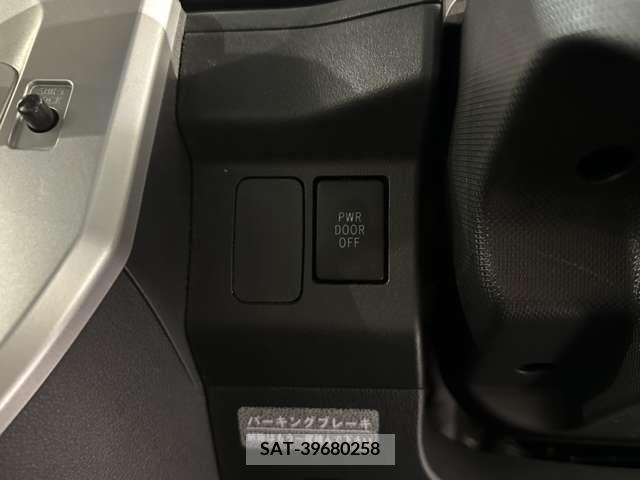 Daihatsu WAKE 2014-12 235599-18