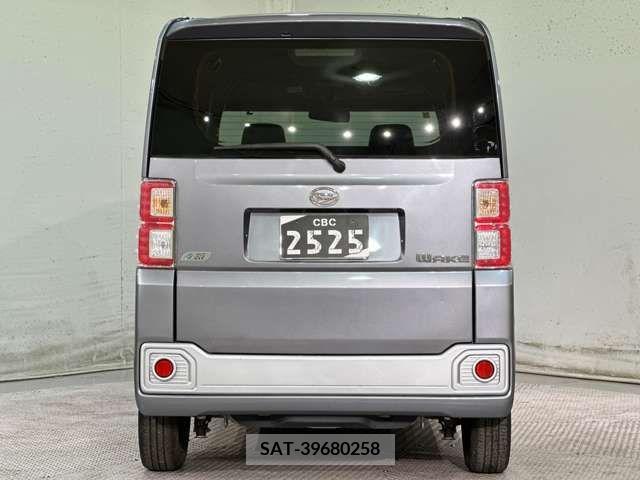 Daihatsu WAKE 2014-12 235599-9