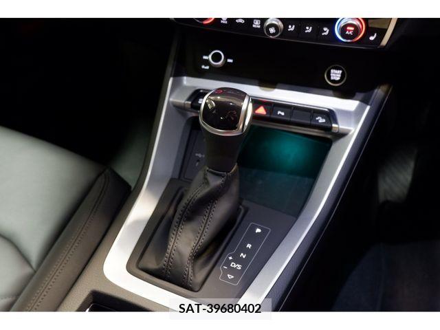 Audi Q3 2023-02 205714-15