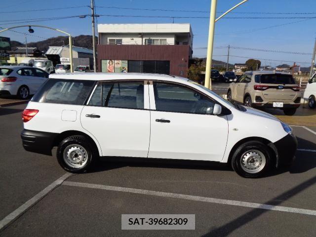 Nissan AD VAN 2017-02 254240-3